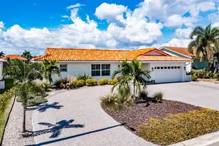 917 Chipaway Dr, Apollo Beach, FL 33572 - Photo 4