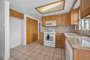 8226 Penwood Dr, Port Richey, FL 34668 - Photo 16