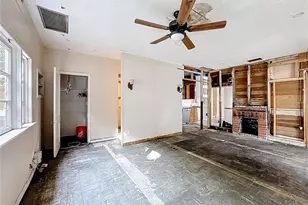 216 24th St W, Bradenton, FL 34205 - Photo 14