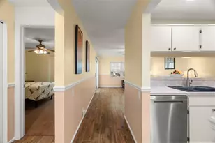 5265 E Bay Dr, Clearwater, FL 33764 - Photo 2