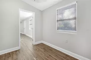 2140 22nd Ave N, Saint Petersburg, FL 33713 - Photo 30