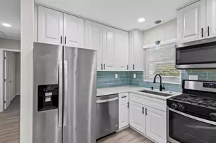 7307 34th Ave N, Saint Petersburg, FL 33710 - Photo 12