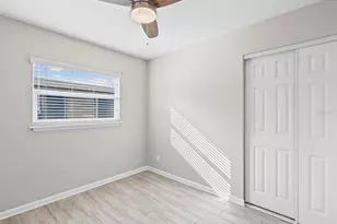 7307 34th Ave N, Saint Petersburg, FL 33710 - Photo 16