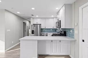 7307 34th Ave N, Saint Petersburg, FL 33710 - Photo 8