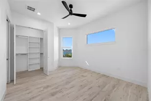 11460 7th St E, Treasure Island, FL 33706 - Photo 30