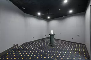 11460 7th St E, Treasure Island, FL 33706 - Photo 26