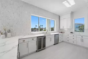 11460 7th St E, Treasure Island, FL 33706 - Photo 16