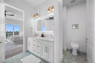 11460 7th St E, Treasure Island, FL 33706 - Photo 44