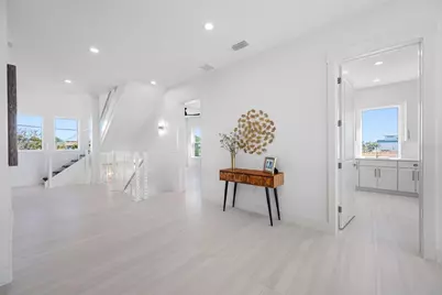 11460 7th Street E, Treasure Island, FL 33706 - Photo 18