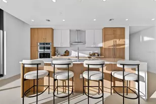 275 1st Ave S, Saint Petersburg, FL 33701 - Photo 4