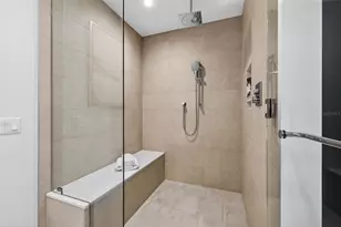 275 1st Ave S, Saint Petersburg, FL 33701 - Photo 8