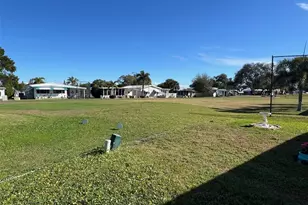 61 Thatch Palm St W, Largo, FL 33770 - Photo 4