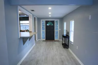 5021 37th Avenue N, Saint Petersburg, FL 33710 - Photo 4