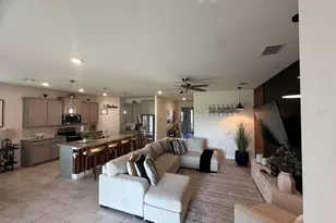 33034 Sand Creek Dr, Wesley Chapel, FL 33543 - Photo 18