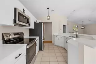 8495 Jayson Dr, Brooksville, FL 34613 - Photo 20