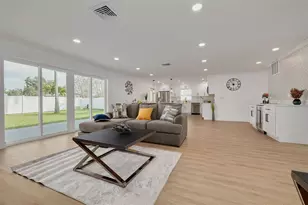 13641 Pleasant Dr, Largo, FL 33774 - Photo 6