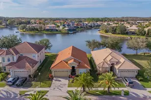 18028 Java Isle Dr, Tampa, FL 33647 - Photo 4