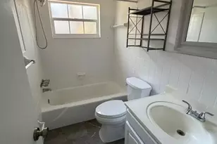 11102 28th St, Tampa, FL 33612 - Photo 6