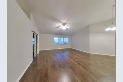 [Address not provided], Plant City, FL 33566 - Photo 2