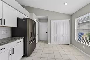 11305 Symmes Lake Dr, Riverview, FL 33569 - Photo 18