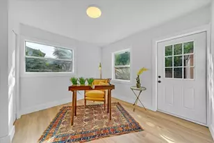 1301 56th St S, Gulfport, FL 33707 - Photo 22