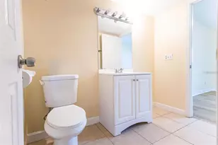 6332 Newtown Cir, Tampa, FL 33615 - Photo 8