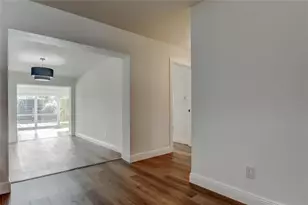 8722 Elmwood Ln, Tampa, FL 33615 - Photo 22