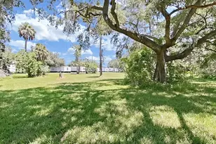 6316 Eugene Acres Ln, Gibsonton, FL 33534 - Photo 14