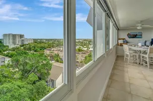 1125 W Peppertree Dr, Sarasota, FL 34242 - Photo 14