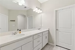 12424 Brick Cobblestone Dr, Riverview, FL 33579 - Photo 20