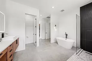 17296 Raintree Rd, Lutz, FL 33558 - Photo 22