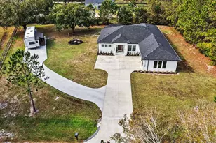 17296 Raintree Rd, Lutz, FL 33558 - Photo 6