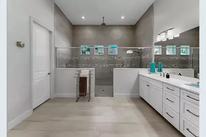 826 Manns Harbor Drive, Apollo Beach, FL 33572 - Photo 46