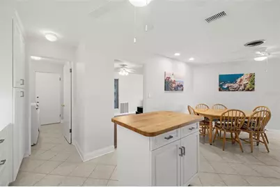 8678 10th Street N, Saint Petersburg, FL 33701 - Photo 12