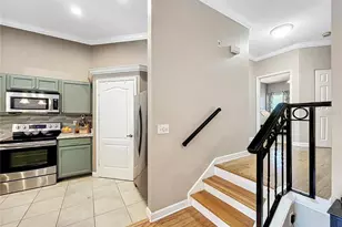704 Seagate Dr, Tampa, FL 33602 - Photo 12