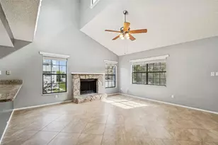 5732 Calais Blvd N, Saint Petersburg, FL 33714 - Photo 10