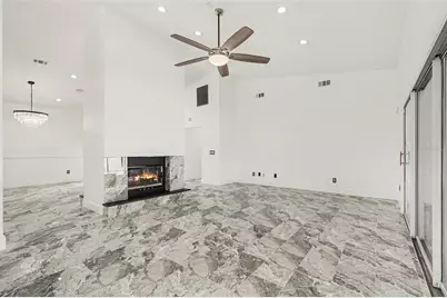 905 Clearcreek Drive, Tampa, FL 33613 - Photo 12