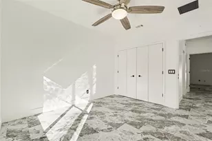 905 Clearcreek Dr, Tampa, FL 33613 - Photo 24