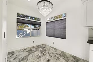 905 Clearcreek Dr, Tampa, FL 33613 - Photo 14