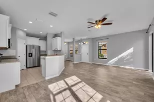 16431 Kingletridge Ave, Lithia, FL 33547 - Photo 6