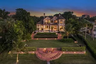 118 Harbor View Ln, Belleair Bluffs, FL 33770 - Photo 2