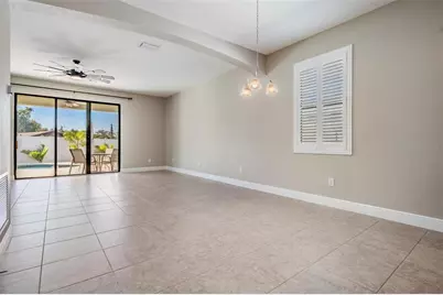 11245 Paddock Manor Avenue, Riverview, FL 33569 - Photo 12