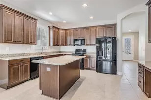 11245 Paddock Manor Ave, Riverview, FL 33569 - Photo 10