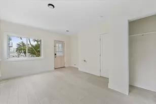 483 E Shore Dr, Clearwater, FL 33767 - Photo 14