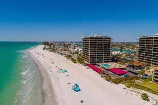7650 Bayshore Dr, Treasure Island, FL 33706 - Photo 2