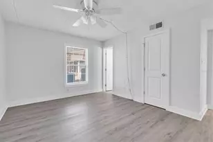 1275 85th Ave N, Saint Petersburg, FL 33702 - Photo 16