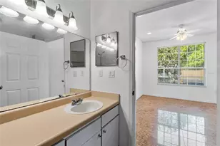 9158 Lake Chase Island Way, Tampa, FL 33626 - Photo 26