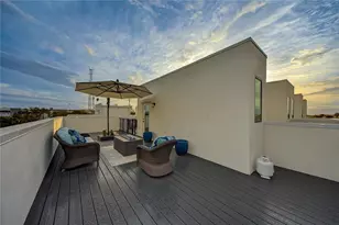 323 15th St N, Saint Petersburg, FL 33705 - Photo 44