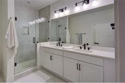 323 15th Street N, Saint Petersburg, FL 33705 - Photo 36