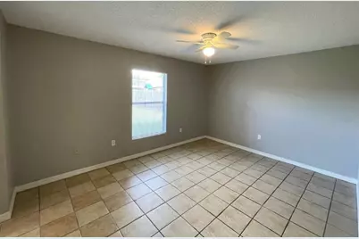 305 Mormanno Way, Kissimmee, FL 34758 - Photo 8